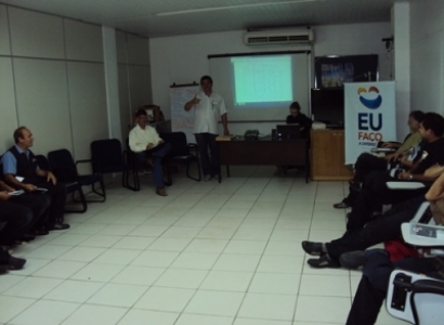 Treinamento Equipe de Montadores Lojas Colombo