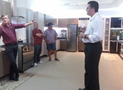 Visita Lojas Colombo