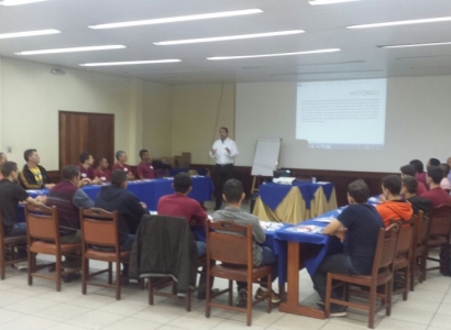 Treinamento Lojas Cem